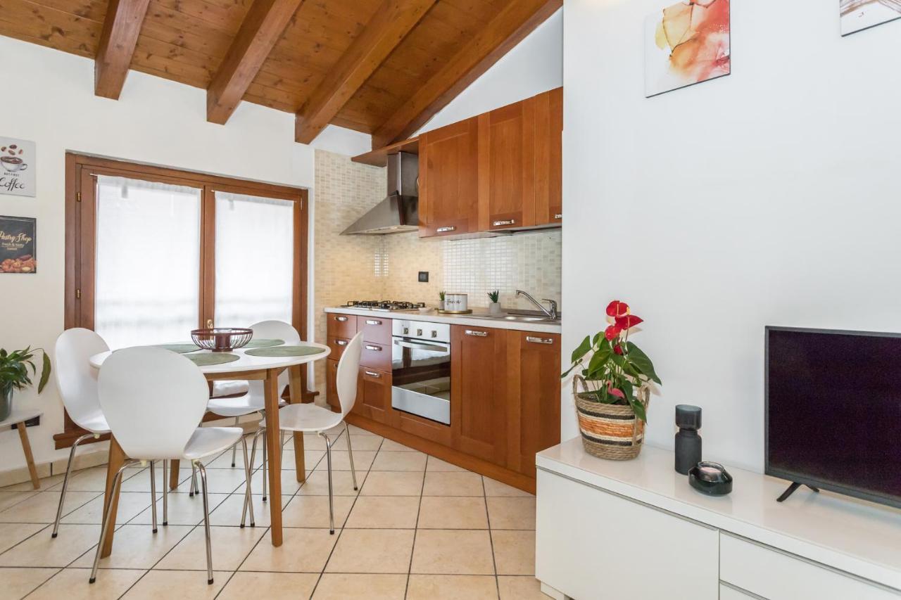 Appartamento Porta Verde Osio Sopra Osio Sotto Luaran gambar
